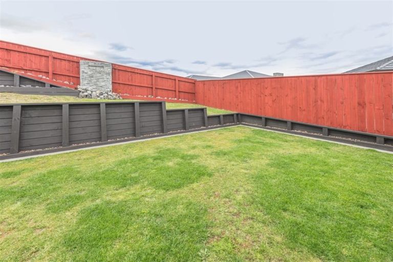 Photo of property in 17 Magnolia Crescent, Tawhero, Whanganui, 4501
