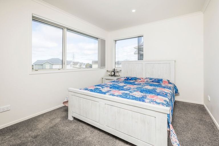 Photo of property in 14 Kauri Heart Avenue, Takanini, 2112