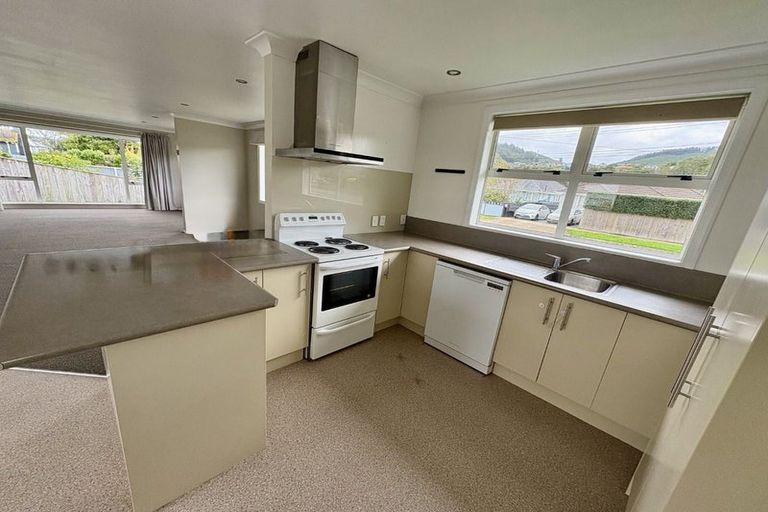 Photo of property in 55 Longfellow Street, Trentham, Upper Hutt, 5018