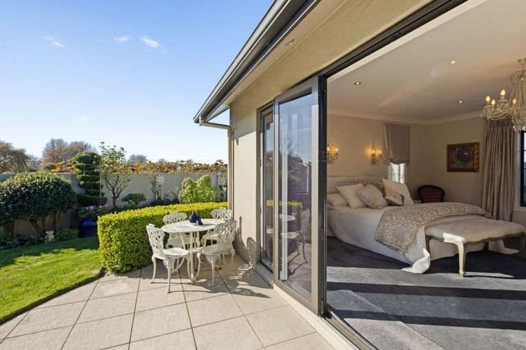 Photo of property in 10 Peninsula Point, Huntington, Hamilton, 3210