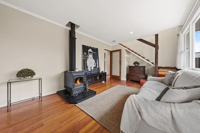 Photo of property in 8 Martbern Crescent, Bishopdale, Christchurch, 8053