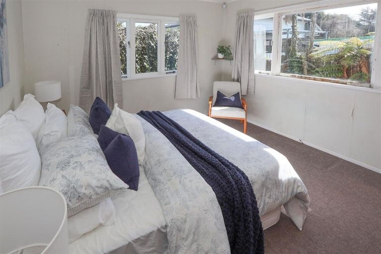 Photo of property in 14 Charles Road, Hannahs Bay, Rotorua, 3010