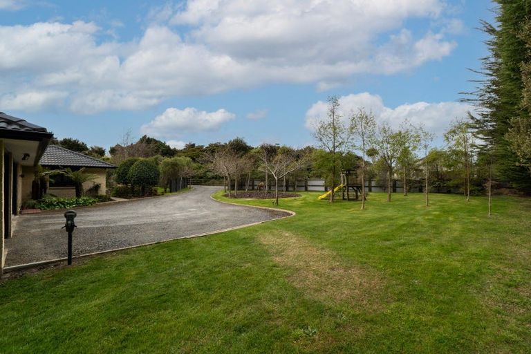 Photo of property in 40 Matua Grove, Otatara, Invercargill, 9879
