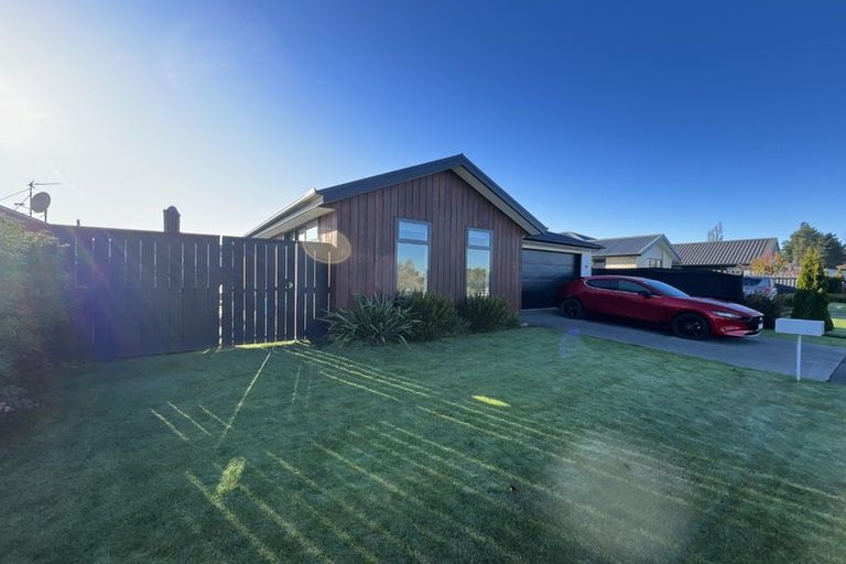 Photo of property in 18 Borderdale Street, Belfast, Christchurch, 8051