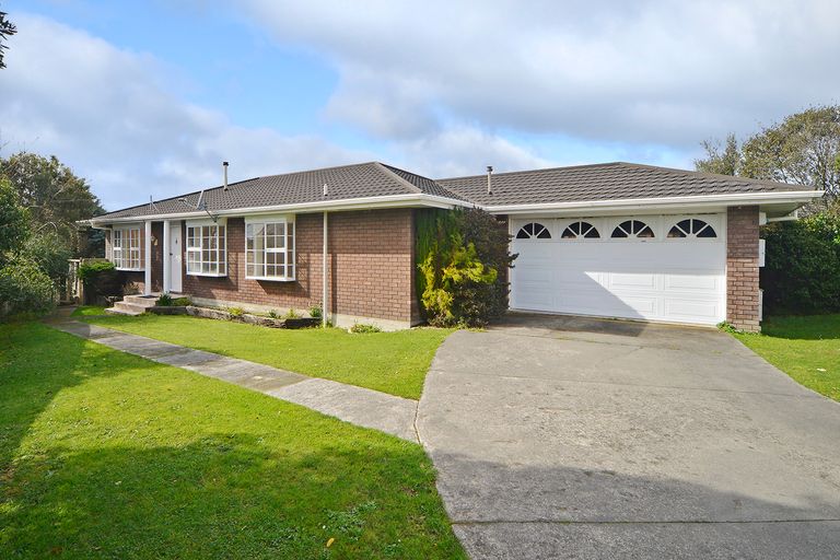 Photo of property in 155 Summerhill Drive, Fitzherbert, Palmerston North, 4410