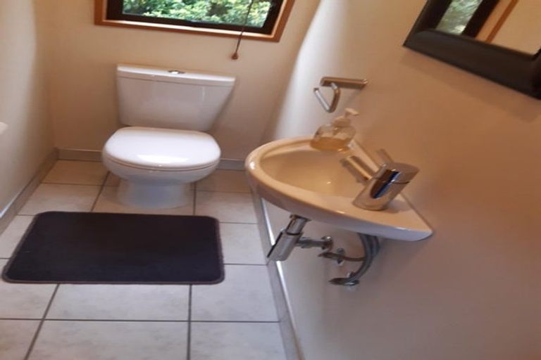 Photo of property in 91 Avonhead Road, Avonhead, Christchurch, 8042