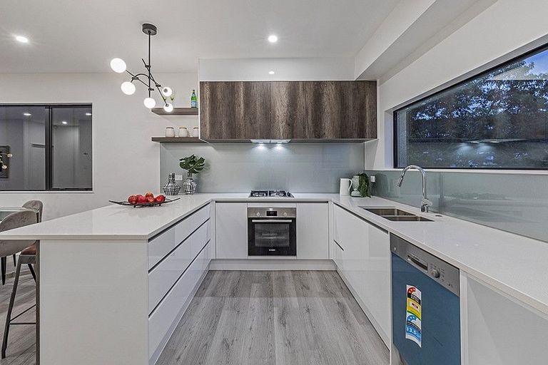 Photo of property in 10 Waka Street, Albany Heights, Auckland, 0632