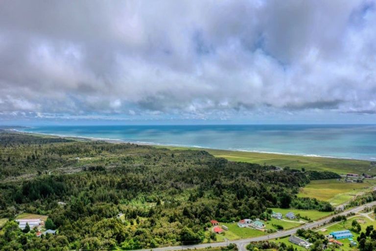 Photo of property in 22 Sanctuary Place, Kumara Junction, Hokitika, 7882