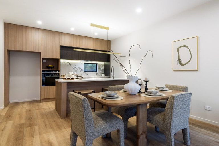 Photo of property in 1/18 Handley Avenue, Narrow Neck, Auckland, 0624