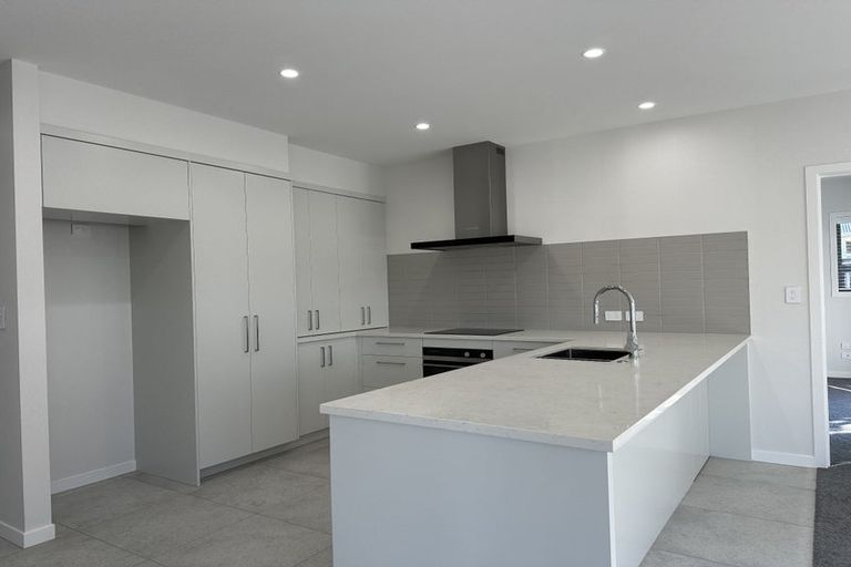 Photo of property in 17 George Yee Place, Taradale, Napier, 4112