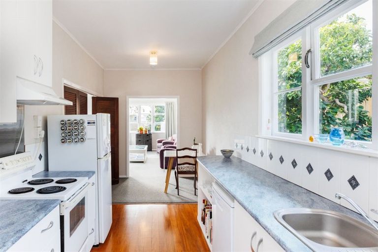 Photo of property in 13 Webb Street, Terrace End, Palmerston North, 4410