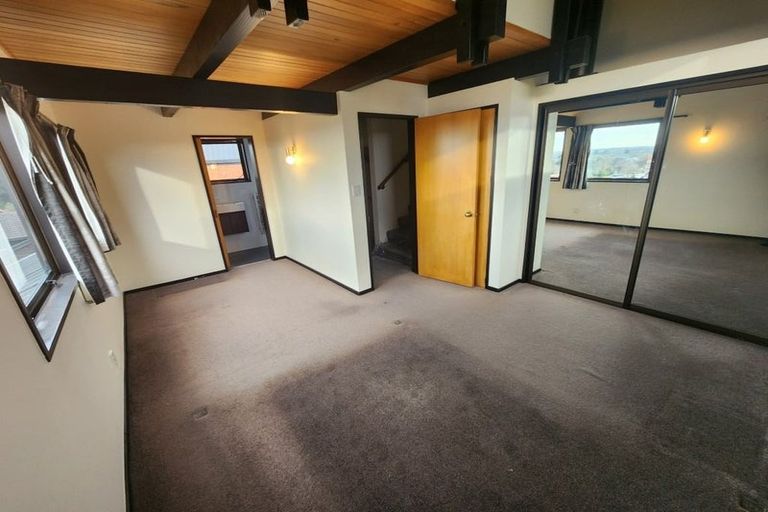 Photo of property in 2/7 Nehru Place, Cashmere, Christchurch, 8022