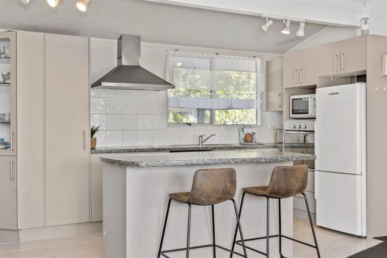 Photo of property in 200 Dickson Road, Papamoa Beach, Papamoa, 3118