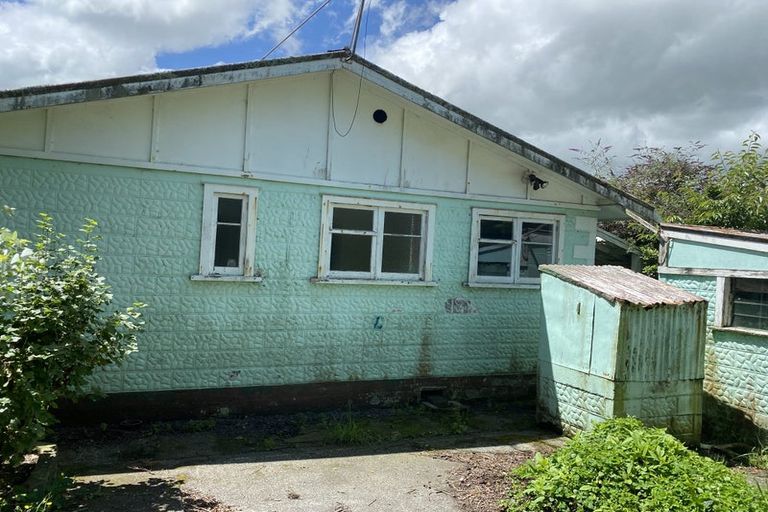 Photo of property in 13 Cambridge Street, Patea, 4520