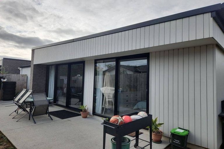 Photo of property in 76 Prado Drive, Pukekohe, 2120