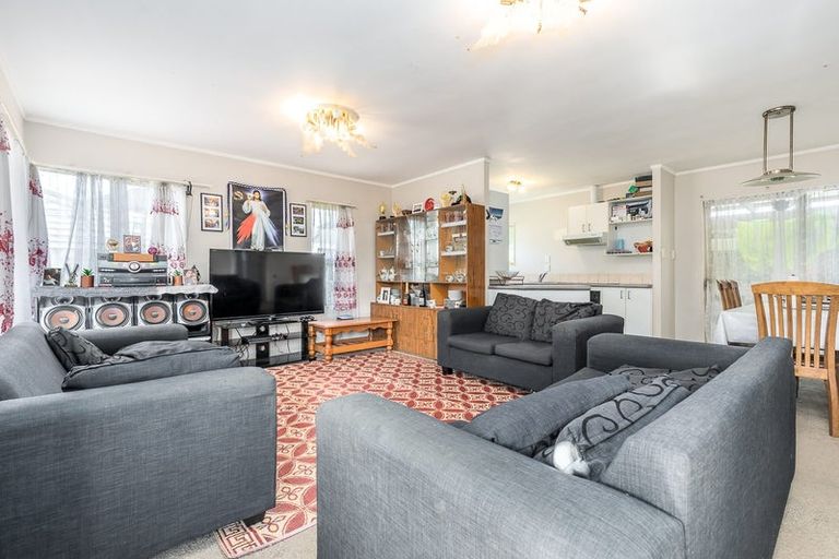 Photo of property in 2/29 Earlsworth Road, Mangere East, Auckland, 2024