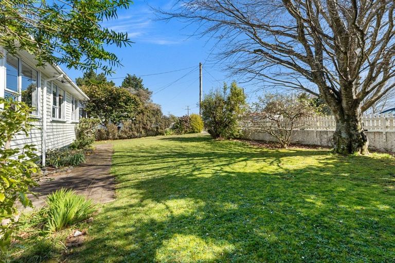 Photo of property in 157 Frankley Road, Frankleigh Park, New Plymouth, 4310