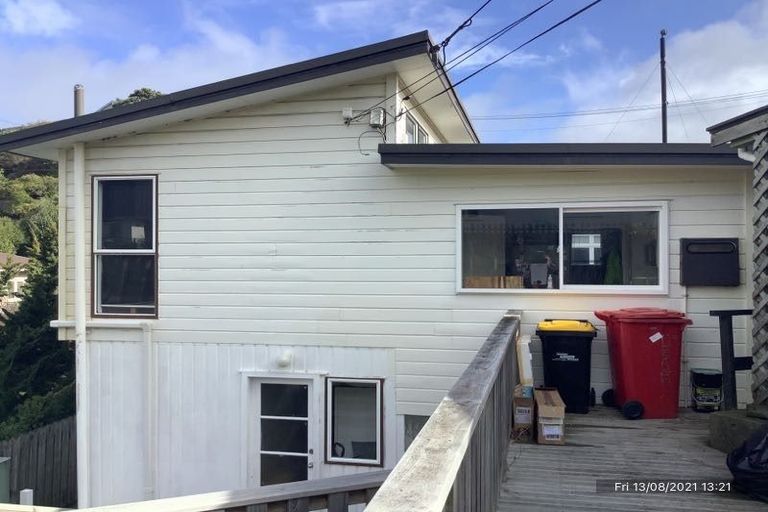 Photo of property in 98a Maupuia Road, Maupuia, Wellington, 6022