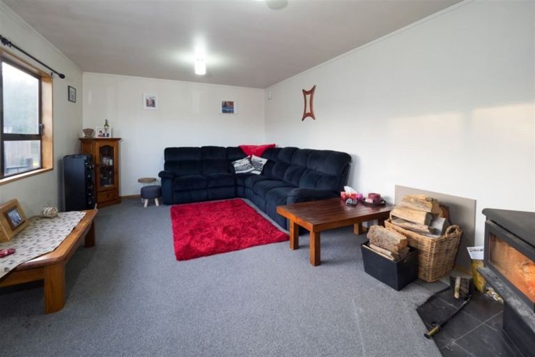 Photo of property in 90 Rakaia Terrace, Rakaia, 7710