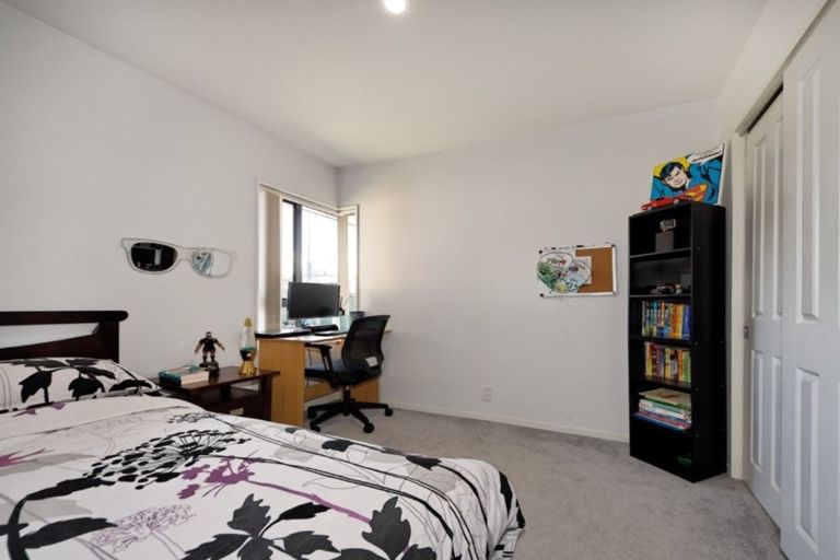 Photo of property in 3a Summerland Drive, Henderson, Auckland, 0612