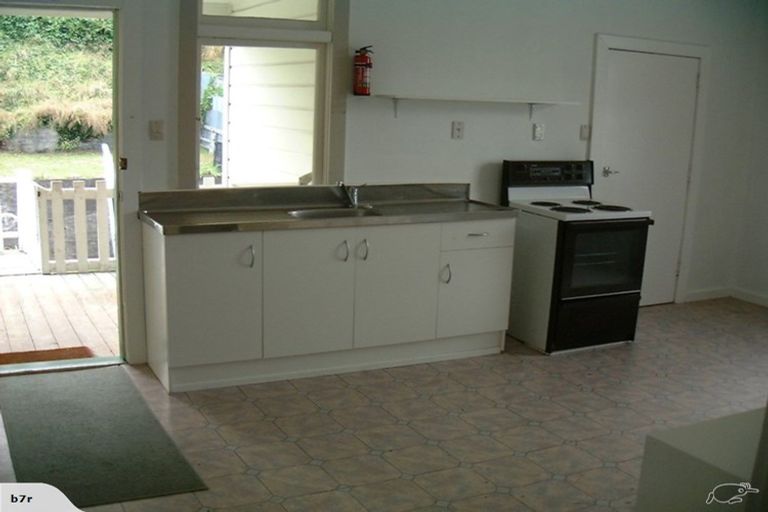 Photo of property in 3/185 Shakespeare Road, Milford, Auckland, 0620