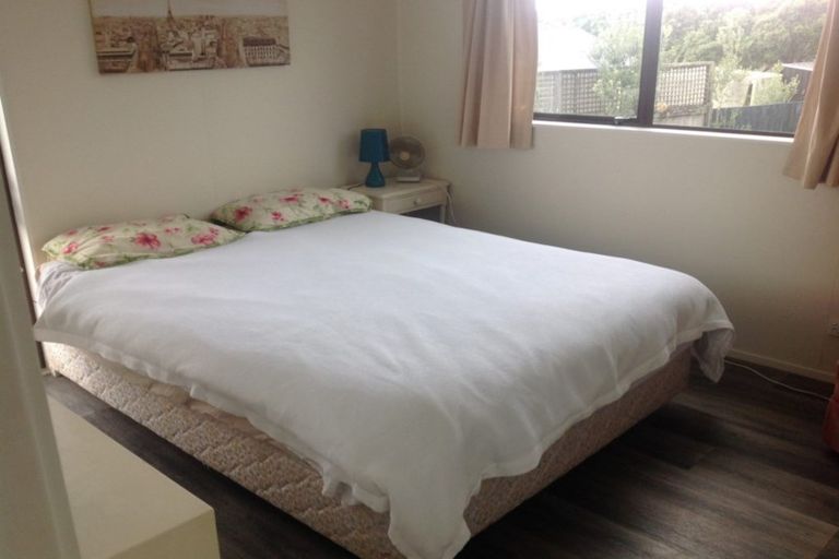 Photo of property in 17 St Anne Place, Omaha, 0986