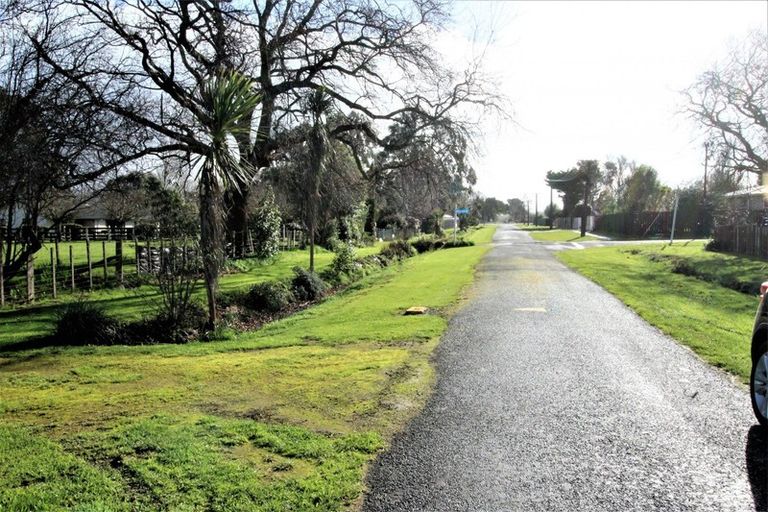 Photo of property in 28 Gordon Street, Woodville, 4920