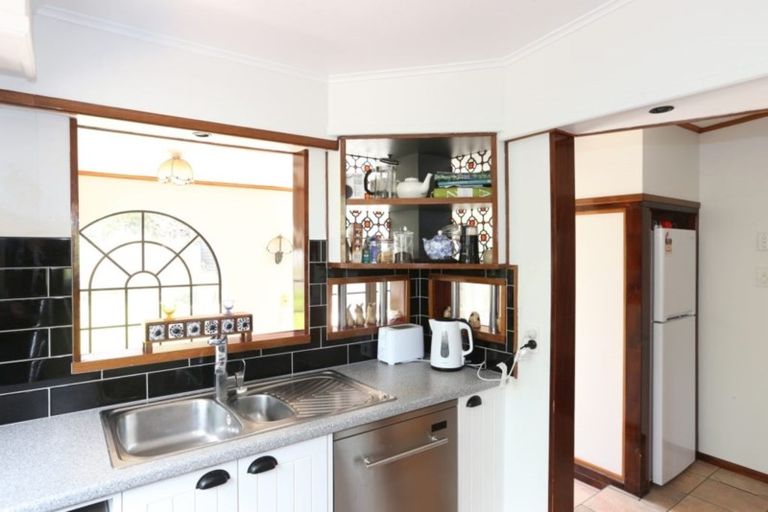 Photo of property in 20 Parris Street, Moturoa, New Plymouth, 4310