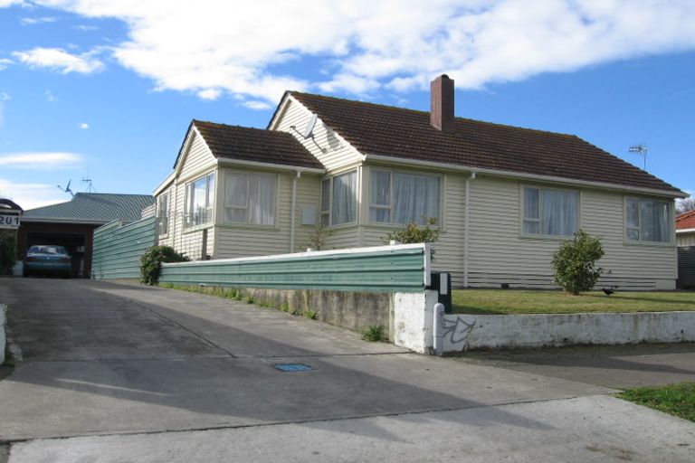 Photo of property in 201 Vogel Street, Roslyn, Palmerston North, 4414