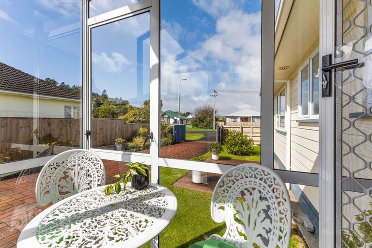 Photo of property in 22a Stafford Street, Waitara, 4320