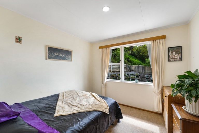 Photo of property in 26 Akatea Road, Korokoro, Lower Hutt, 5012
