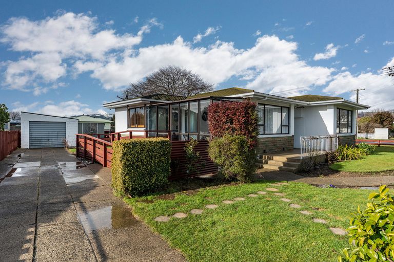 Photo of property in 17 Ross Street, Mosgiel, 9024