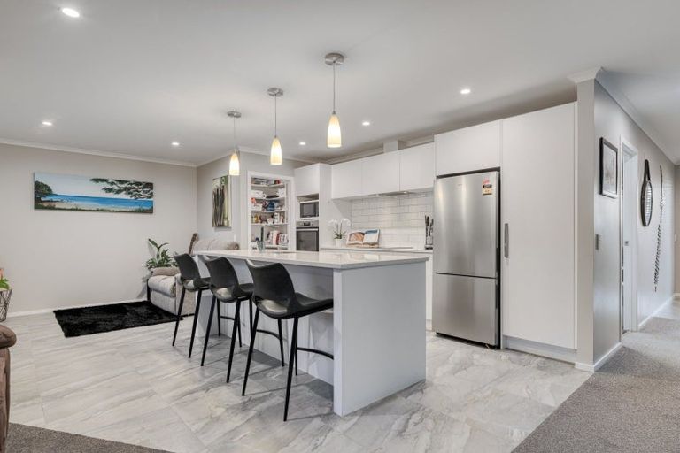 Photo of property in 4 Cupples Street, Papamoa Beach, Papamoa, 3118