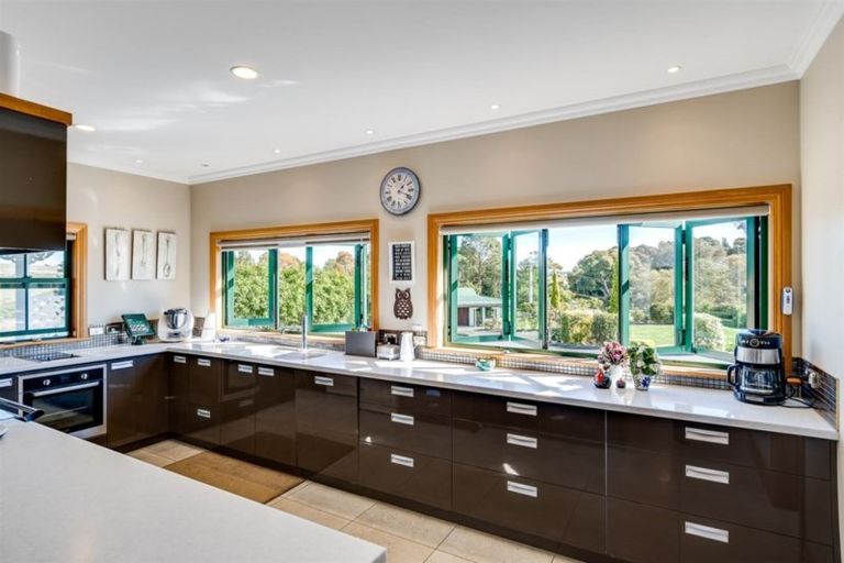 Photo of property in 238 Poraiti Road, Poraiti, Napier, 4182