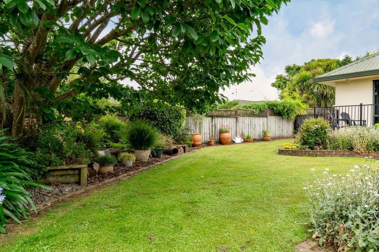 Photo of property in 4 Macarthur Mews, Rototuna, Hamilton, 3210