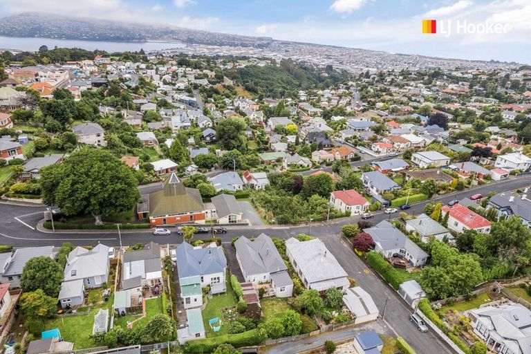 Photo of property in 12 Whitby Street, Mornington, Dunedin, 9011