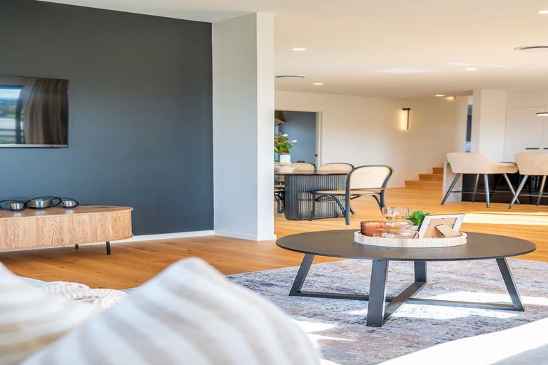 Photo of property in 17 Tunarau Street, Raglan, 3225