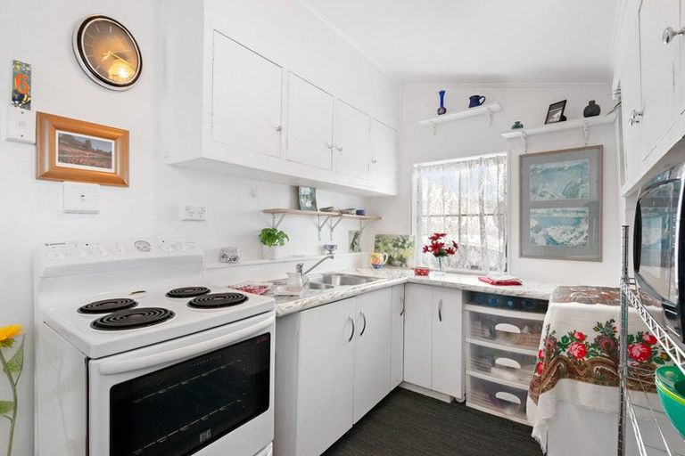 Photo of property in 6 Mccrea Street, Mornington, Dunedin, 9011
