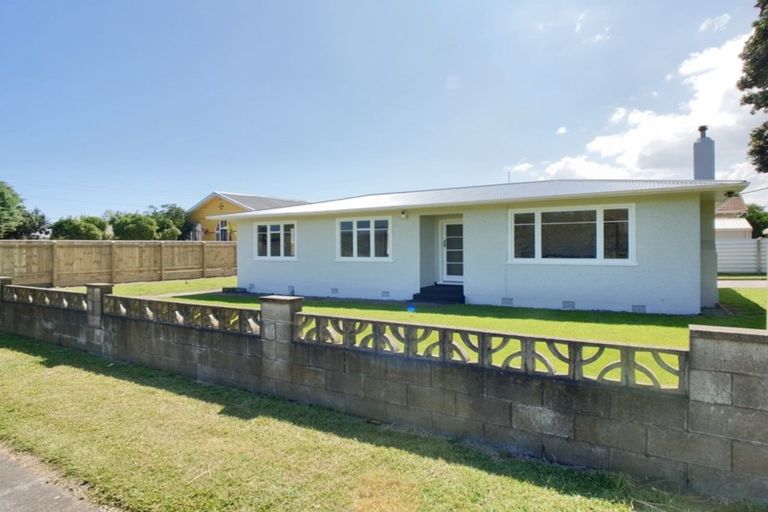 Photo of property in 9a Bamber Street, Castlecliff, Whanganui, 4501