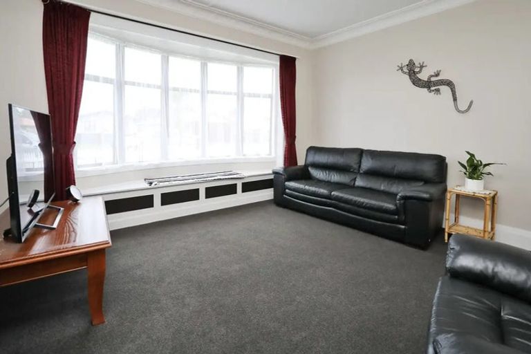 Photo of property in 57 Renfrew Street, Waikiwi, Invercargill, 9810