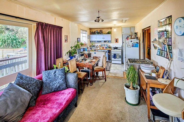 Photo of property in 115 Jamaica Drive, Grenada North, Wellington, 5028