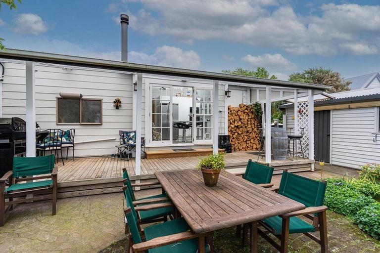 Photo of property in 242 Kimbolton Road, Feilding, 4702