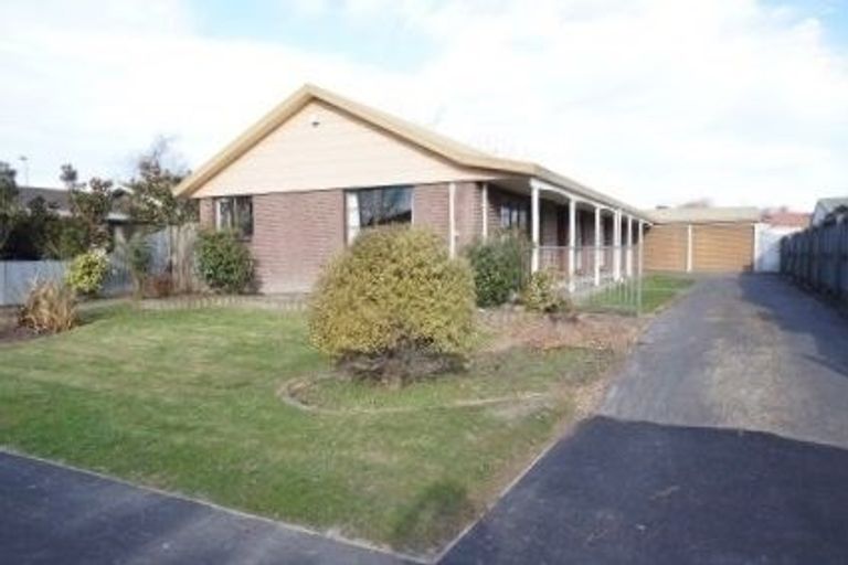 Photo of property in 72 Newnham Street, Rangiora, 7400