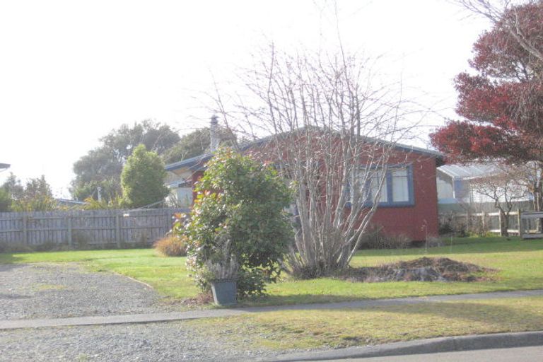 Photo of property in 6 Pompolona Street, Te Anau, 9600