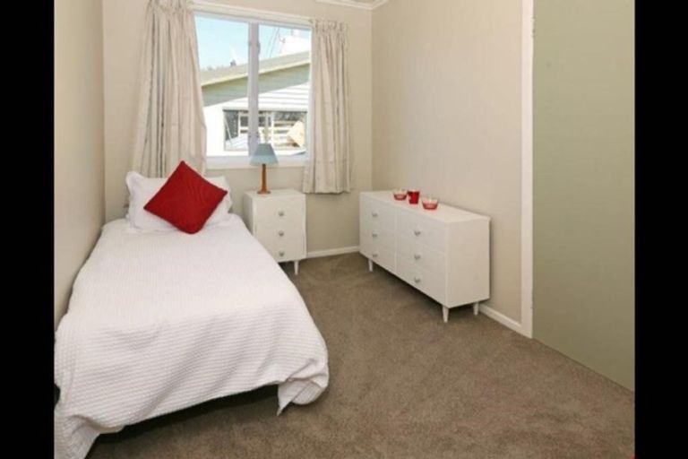 Photo of property in 41b Jaemont Avenue, Te Atatu South, Auckland, 0610