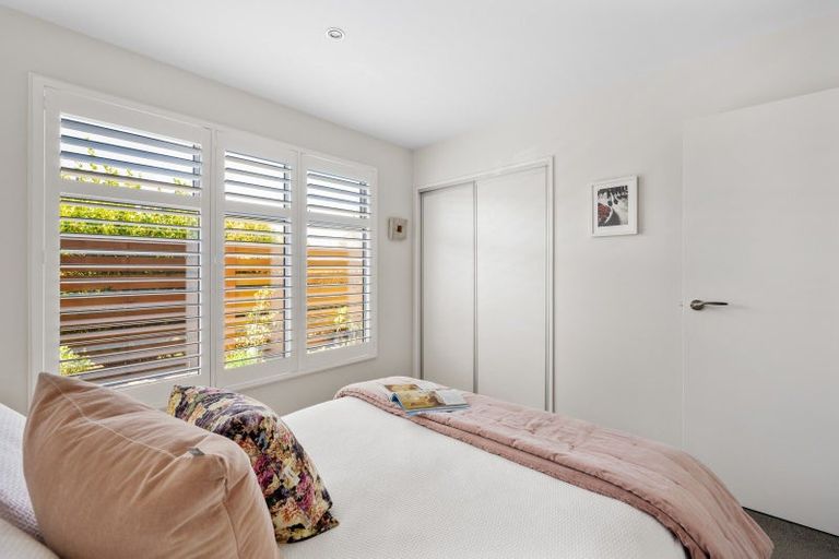 Photo of property in 4 Sunnyside Lane, Wanaka, 9305