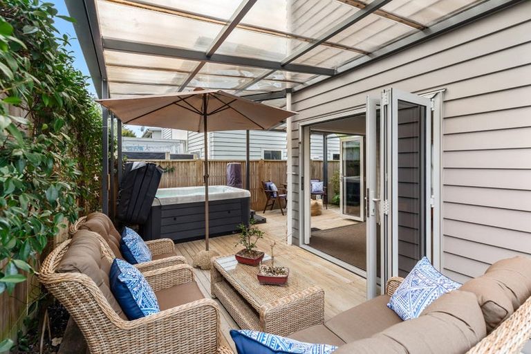 Photo of property in 246c Papamoa Beach Road, Papamoa Beach, Papamoa, 3118