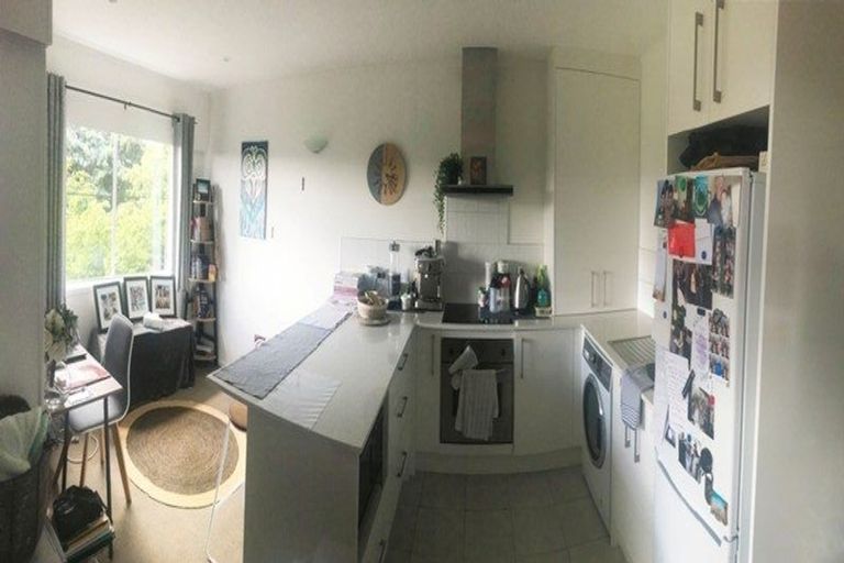 Photo of property in 15/83 Lake Road, Devonport, Auckland, 0622