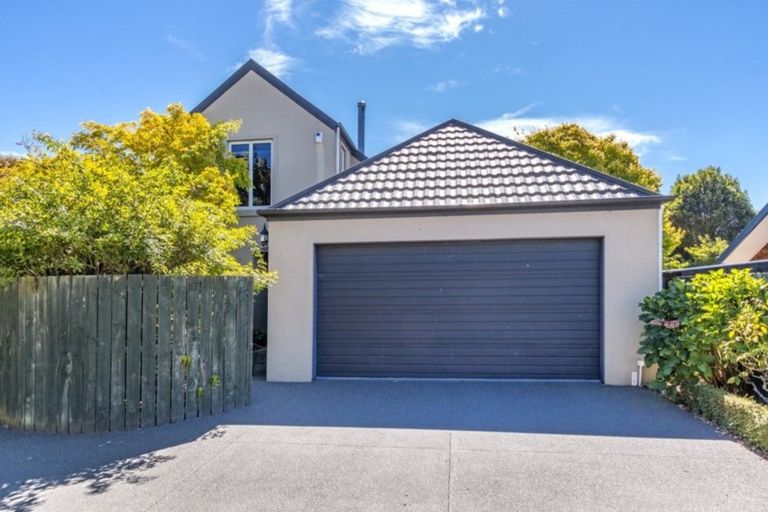 Photo of property in 1 Andybrae Lane, Saint Martins, Christchurch, 8022