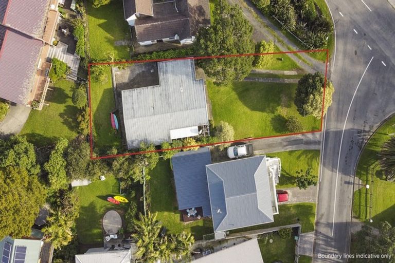 Photo of property in 7 Du Fresne Place, Russell, 0202